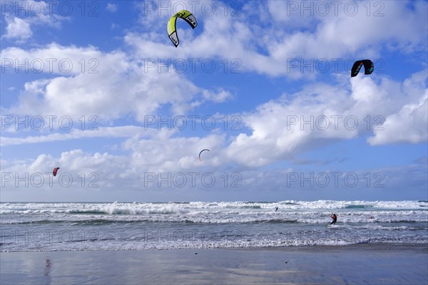 Kitesurfers