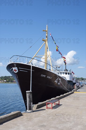 Trawlers on the harbour promenade and Fisheries Museum Fisheries Museum of the Atlantic