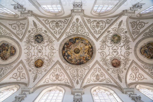 Ceiling of the parish church Maria Himmelfahrt