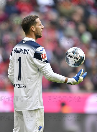 Goalkeeper Oliver Baumann TSG 1899 Hoffenheim with ball