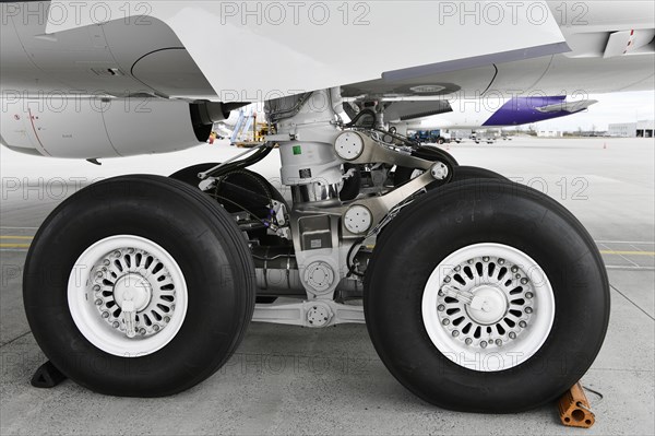 Landing gear