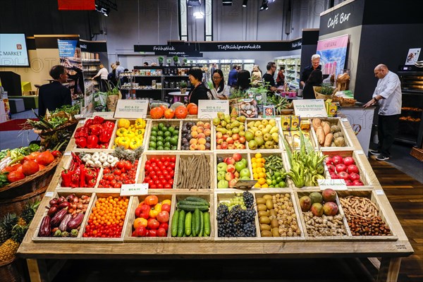 EU organic vegetables and organic fruit at a vegetable counter