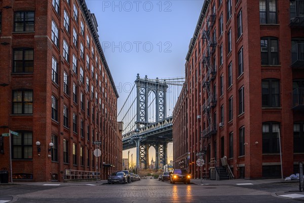 View from Main Street to Manhattan Bridge and Empire State Building