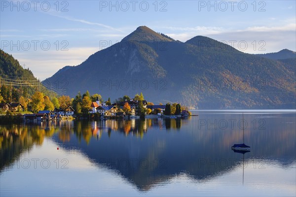 Village Walchensee and Lake Walchensee in the morning light