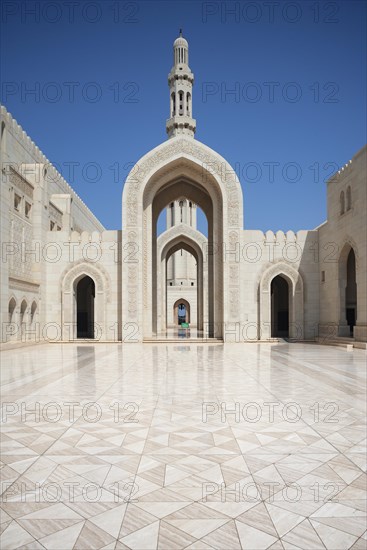Great Sultan Qabus Mosque