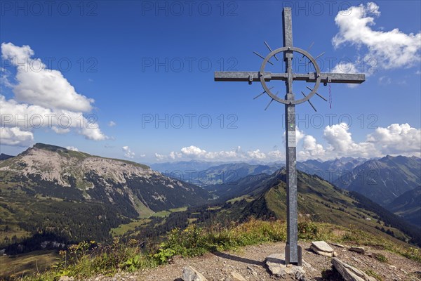 Grunhorn summit cross