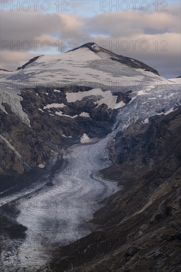 View from Kaiser Franz Josefs Hohe on Pasterze