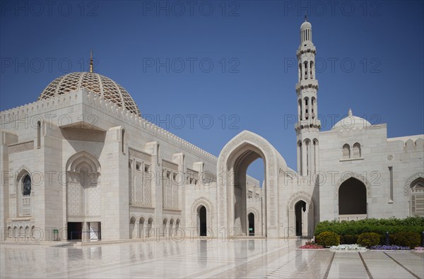 Great Sultan Qabus Mosque