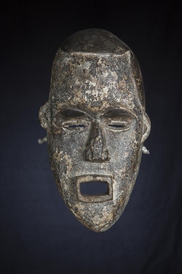 African mask