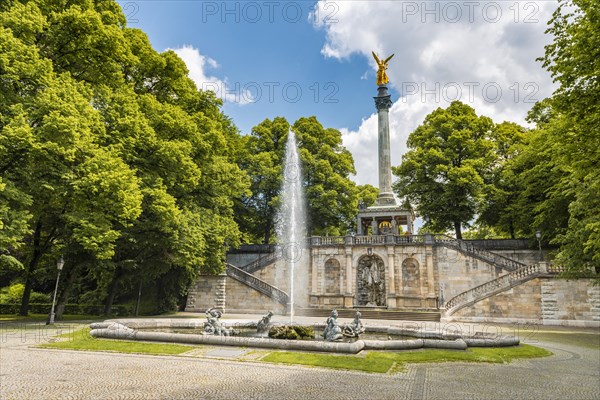 Angel of Peace with fountain at the Maximiliansanlagen