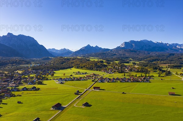 Community Krun off Karwendel Mountains and Wetterstein range