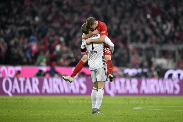 Goal celebration Manuel Neuer and Joshua Kimmich FC Bayern Munich FCB
