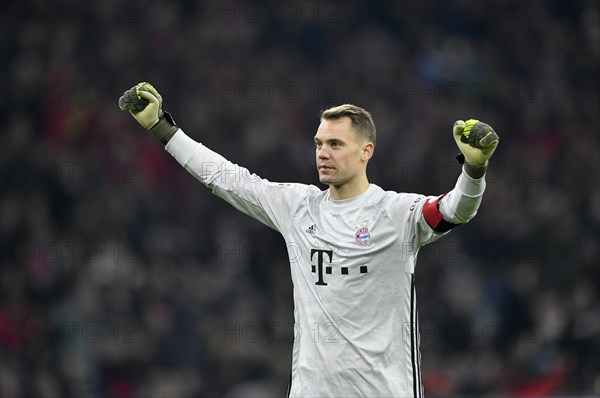 Goal celebration Manuel Neuer FC Bayern Munich FCB