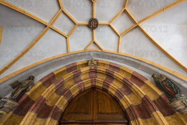 Portal and ceiling vault