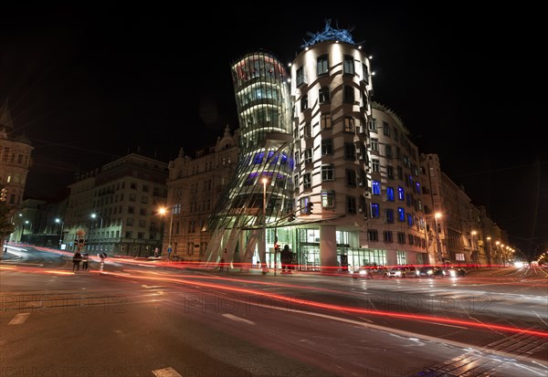 Dancing House