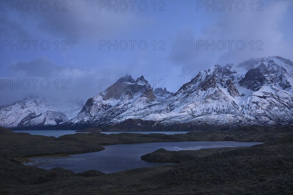 Cerro Almirante Nieto and Paine mountain range at dawn