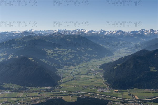 View into the Inn Valley and Zillertal