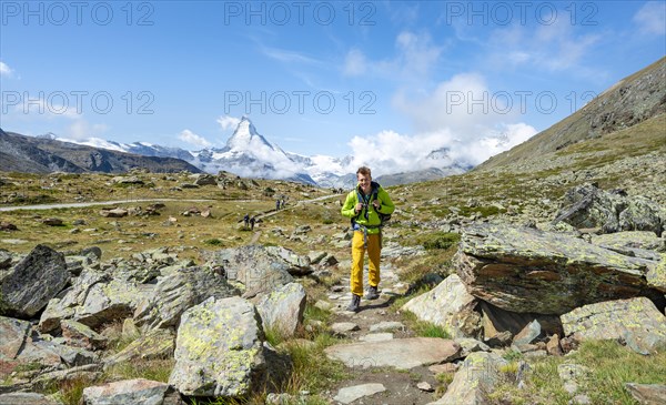 Hiker on 5 lakes Hiking trail