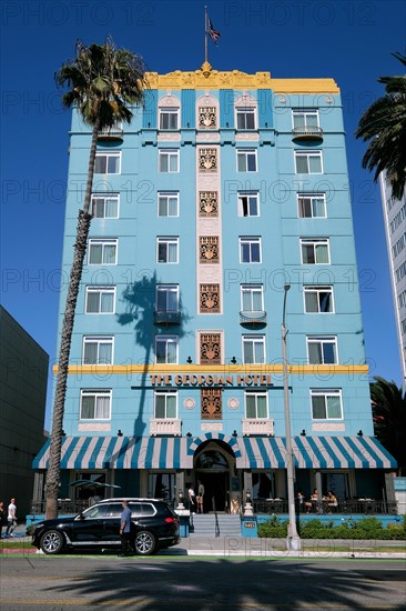 Art Deco Hotel The Georgian on Ocean Avenue