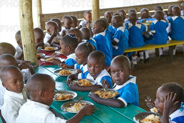 Students of the Mirisa Academy at lunch