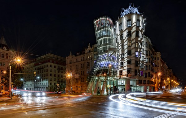 Dancing House