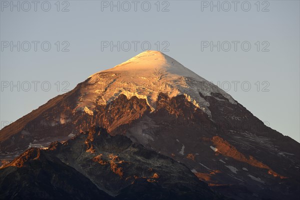 Evening sun at the icy summit