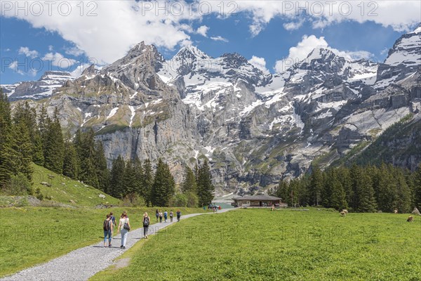 Hiking trail to the Restaurant Zur Sennhuette at the Oeschinensee