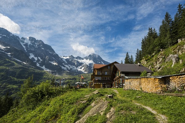 Mountain inn Tschingelhorn