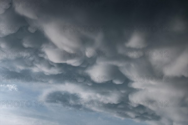 Mammoth clouds