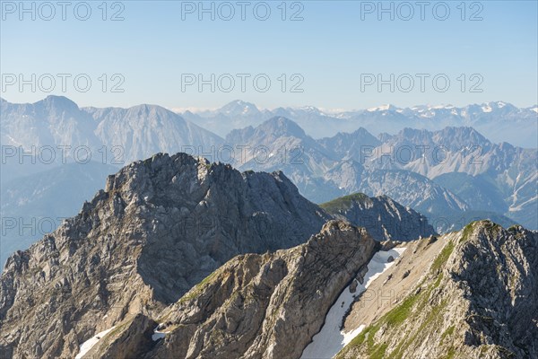 Mountain peaks Kirchlespitze and Sulzleklammspitze