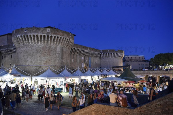 Stalls at night