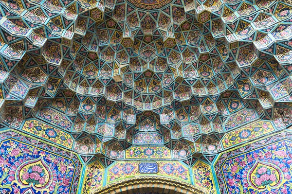 Nasir-ol-Molk Mosque