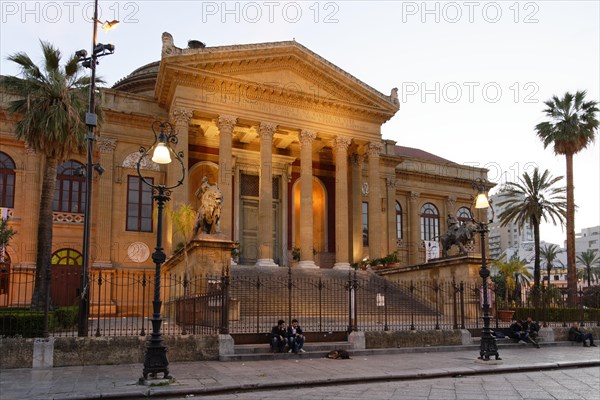 Opera House Teatro Massimo at dusk