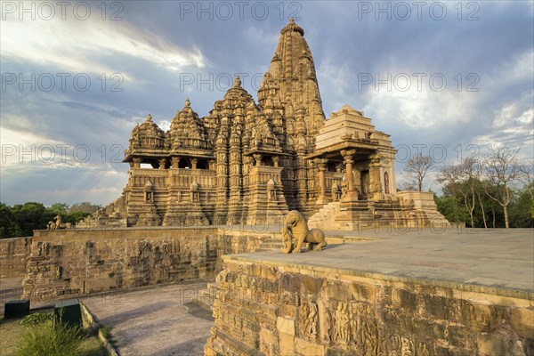 Devi Jagadambika or Jagadambika Temple