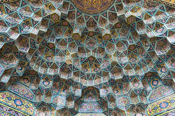 Nasir-ol-Molk Mosque