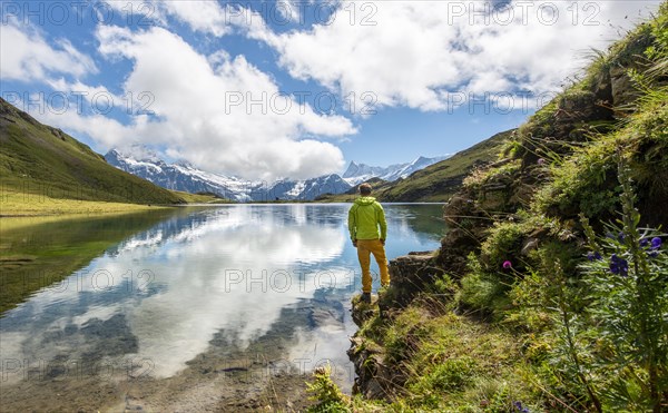 Hikers at Bachalpsee