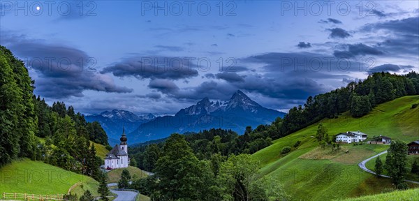 Chapel Maria Gern with Watzmann Mountains in the background