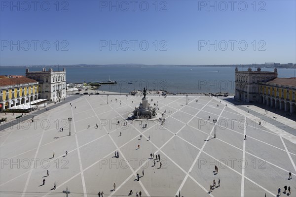 From Arco da Rua Augusta