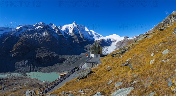 Wilhelm Swarovski Observatory in front of Grossglockner