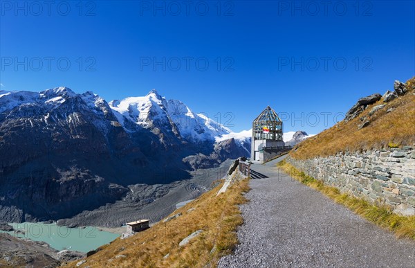 Wilhelm Swarovski Observatory in front of Grossglockner