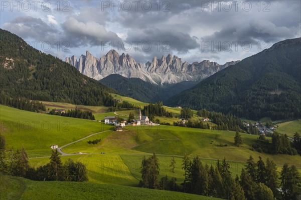 Church of St. Magdalena and Felder