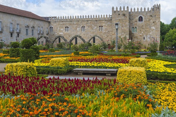 Santa Barbara garden near the walls of the Old Palace of the Archbishops