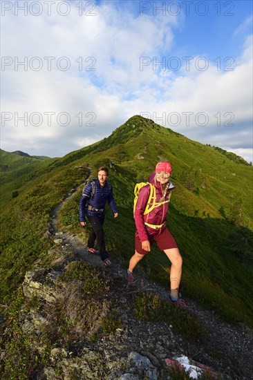 Hikers climbing the Feldalphorn