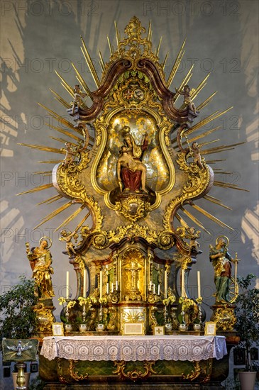 High altar with picture of the Painful Mother of God