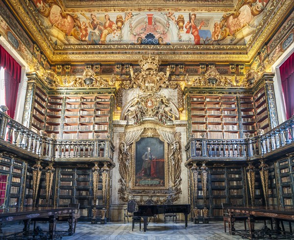 Amazing interioir of library in historic University of Coimbra