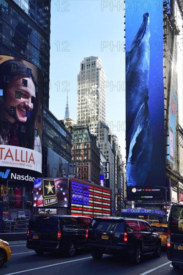 In the middle of Times Square the military recruits in a container