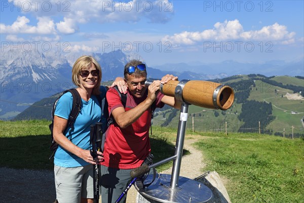 Hikers on the summit panorama trail