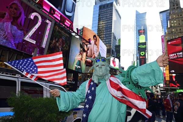 Statue of Liberty as photo object for tourists at Times Square