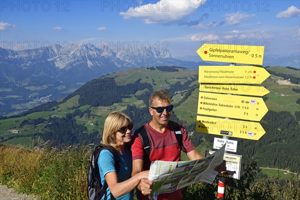 Hikers on the summit panorama trail