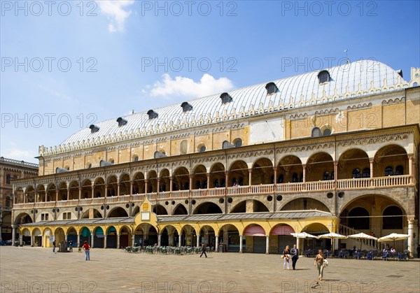 Piazza delle Erbe with Palazzo della Ragione